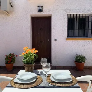 A Estrenar Preciosa Suite-céntrico-con Jardín Y Porche , Torremolinos España